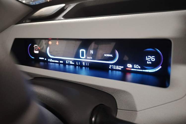 Used Geely Galaxy Panda 2024 Panda Mini 200km Endurance Bear Instrument Cluster