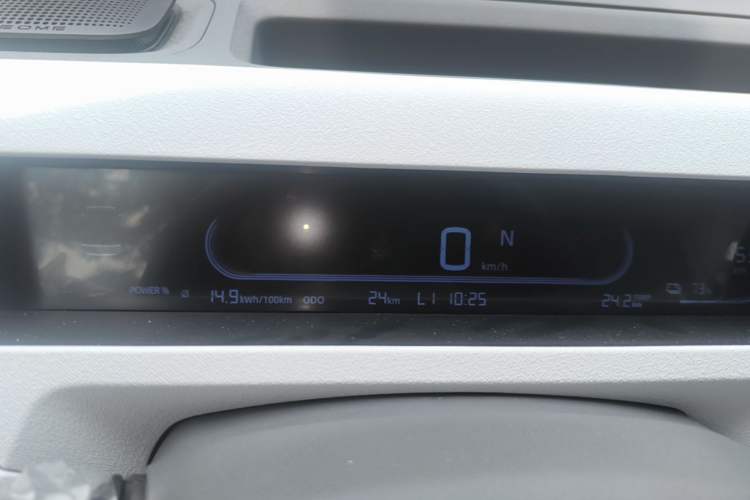 Used Geely Galaxy Panda 2024 Panda Mini 200km Endurance Bear Instrument Cluster