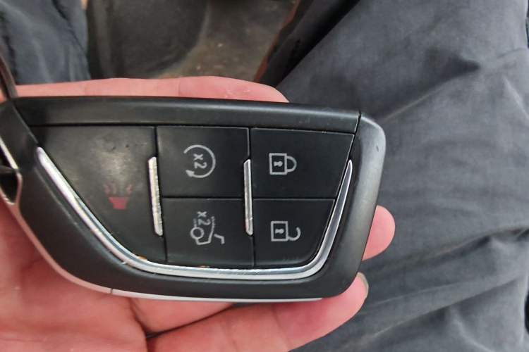 Used Geely Galaxy Panda 2024 Panda Mini 200km Endurance Bear Interior 1