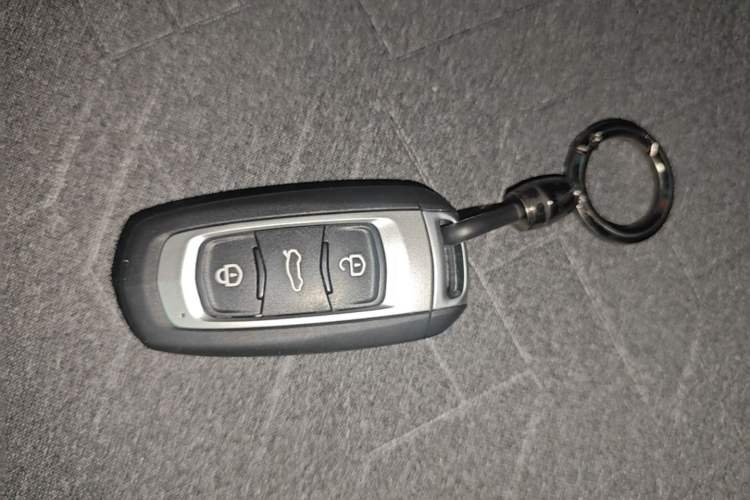 Used Geely Galaxy Panda 2024 Panda Mini 200km Endurance Bear Interior 1
