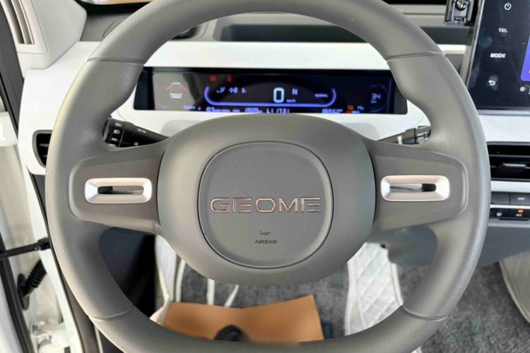 Used Geely Galaxy Panda 2024 Panda Mini 200km Longteng PRO Edition Interior 3