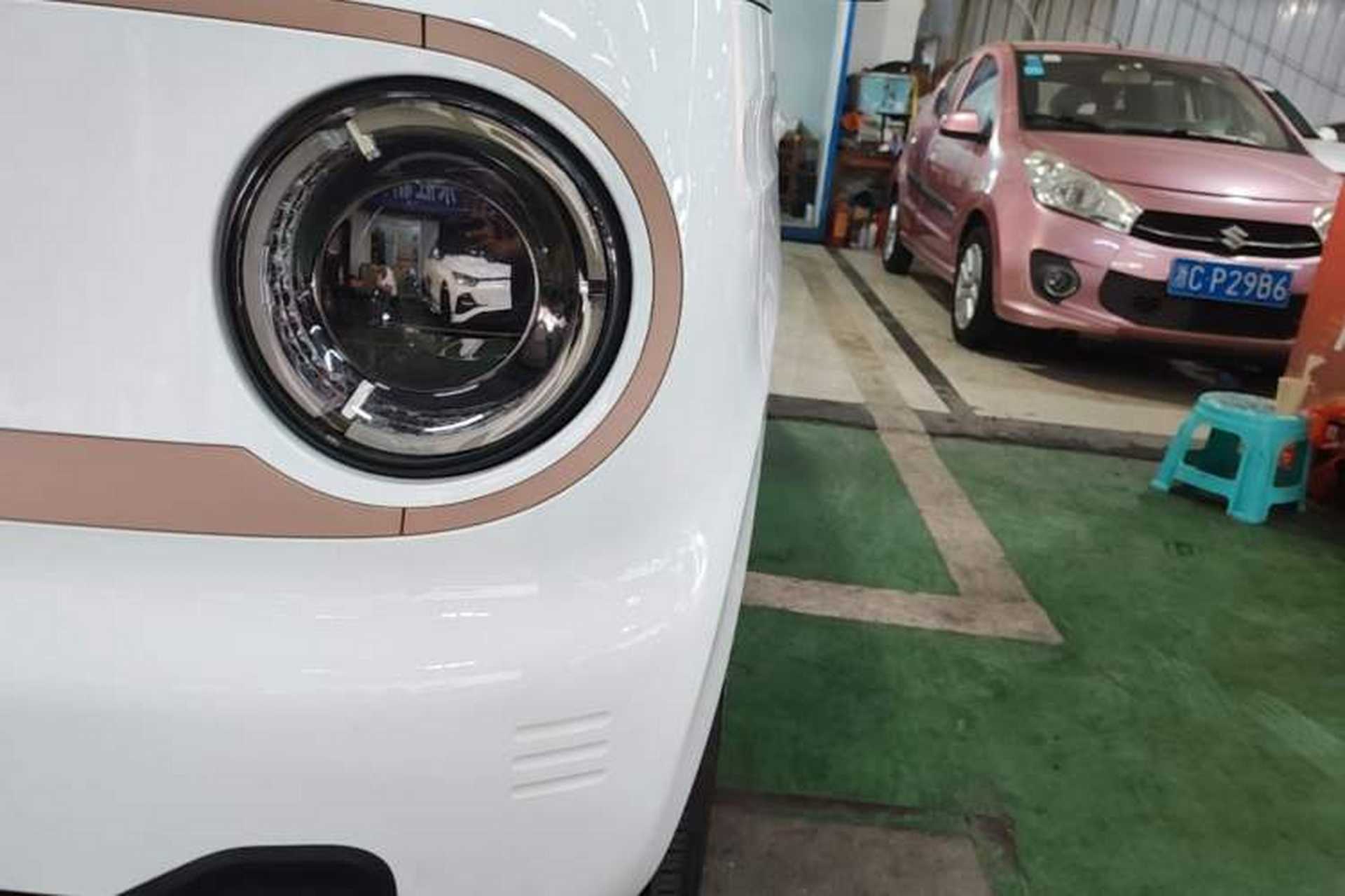 Used Geely Galaxy Panda 2024 Panda Mini 200km Endurance Bear Left Front Headlight