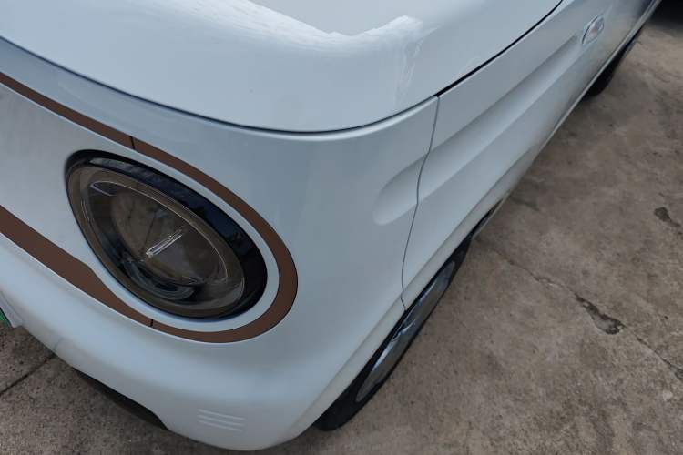 Used Geely Galaxy Panda 2024 Panda Mini 200km Endurance Bear Left Front Headlight