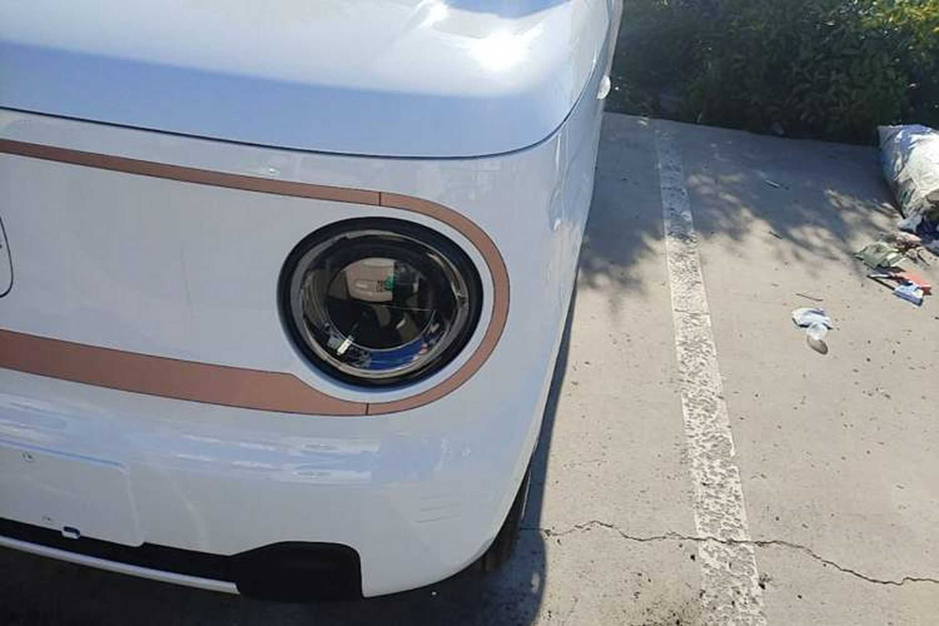 Used Geely Galaxy Panda 2024 Panda Mini 200km Endurance Bear Left Front Headlight