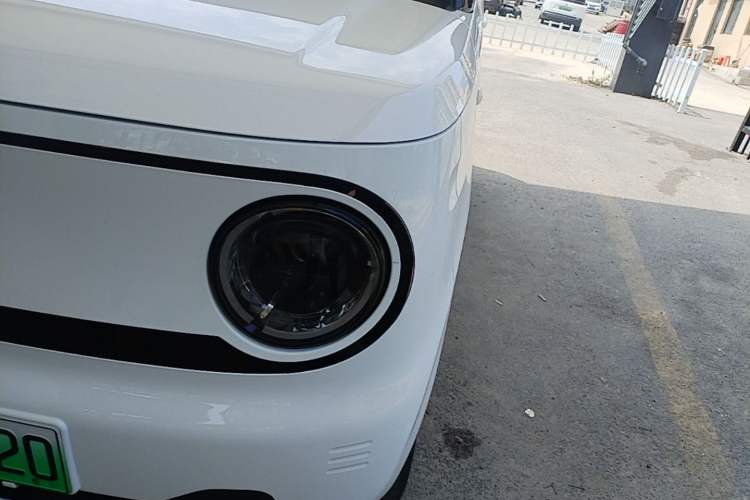 Used Geely Galaxy Panda 2024 Panda Mini 200km Endurance Bear Left Front Headlight