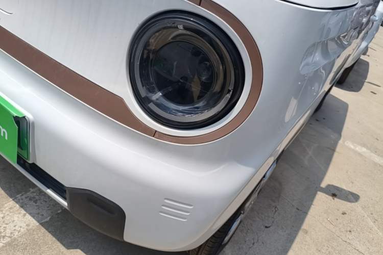 Used Geely Galaxy Panda 2024 Panda Mini 200km Endurance Bear Left Front Headlight
