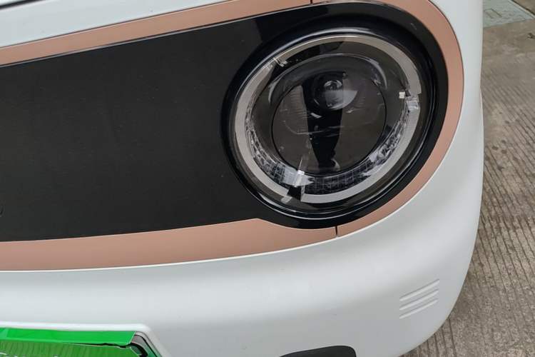 Used Geely Galaxy Panda 2024 200km Panda Kart Left Front Headlight