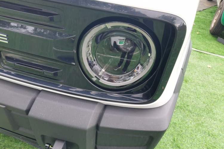 Used Geely Galaxy Panda 2024 200km Panda Rider Left Front Headlight