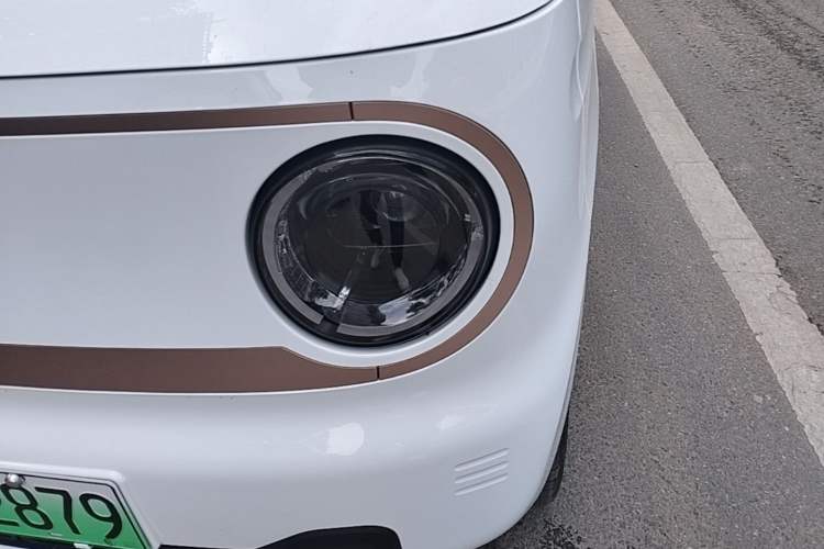 Used Geely Galaxy Panda 2024 Panda Mini 200km Endurance Bear Left Front Headlight
