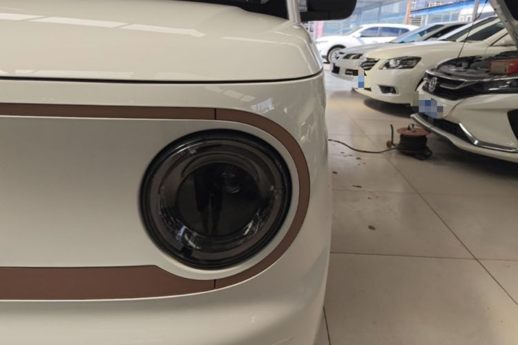 Used Geely Galaxy Panda 2024 Panda Mini 200km Endurance Bear Left Front Headlight