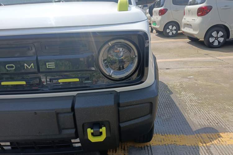 Used Geely Galaxy Panda 2024 200km Panda Rider Left Front Headlight