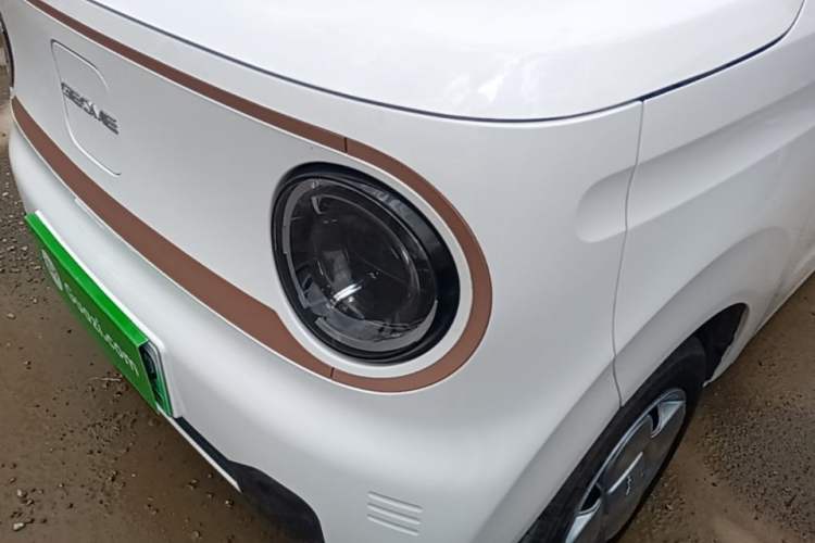 Used Geely Galaxy Panda 2024 Panda Mini 200km Longteng PRO Edition Left Front Headlight