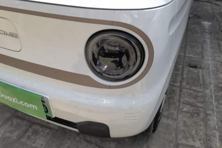Used Geely Galaxy Panda 2024 Panda Mini 200km Endurance Bear Left Front Headlight