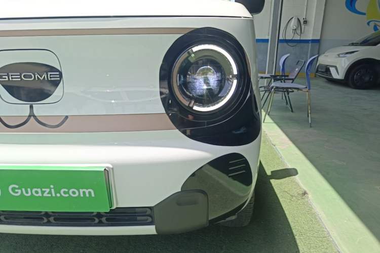 Used Geely Galaxy Panda 2024 Panda Mini 200km Longteng PRO Edition Left Front Headlight