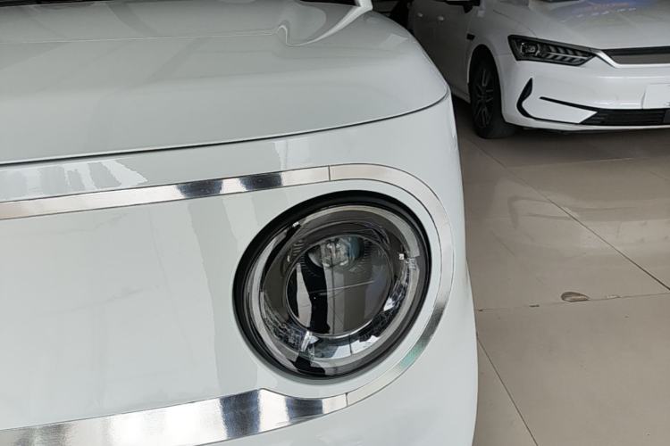 Used Geely Galaxy Panda 2024 Panda Mini 200km Endurance Bear Left Front Headlight