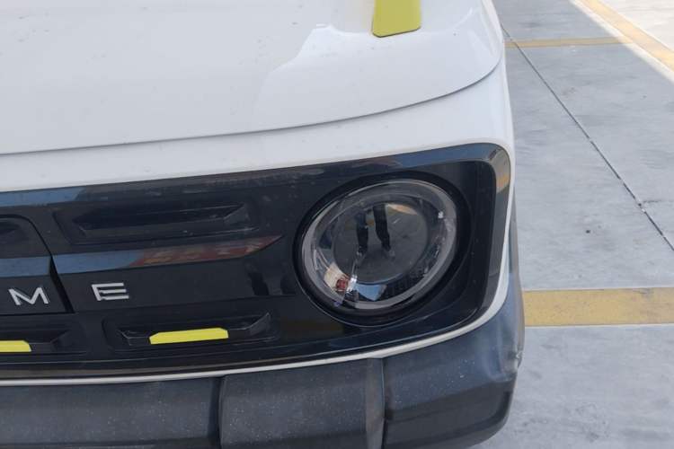 Used Geely Galaxy Panda 2024 200km Panda Rider Left Front Headlight