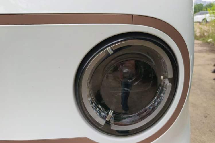 Used Geely Galaxy Panda 2024 Panda Mini 200km Endurance Bear Left Front Headlight