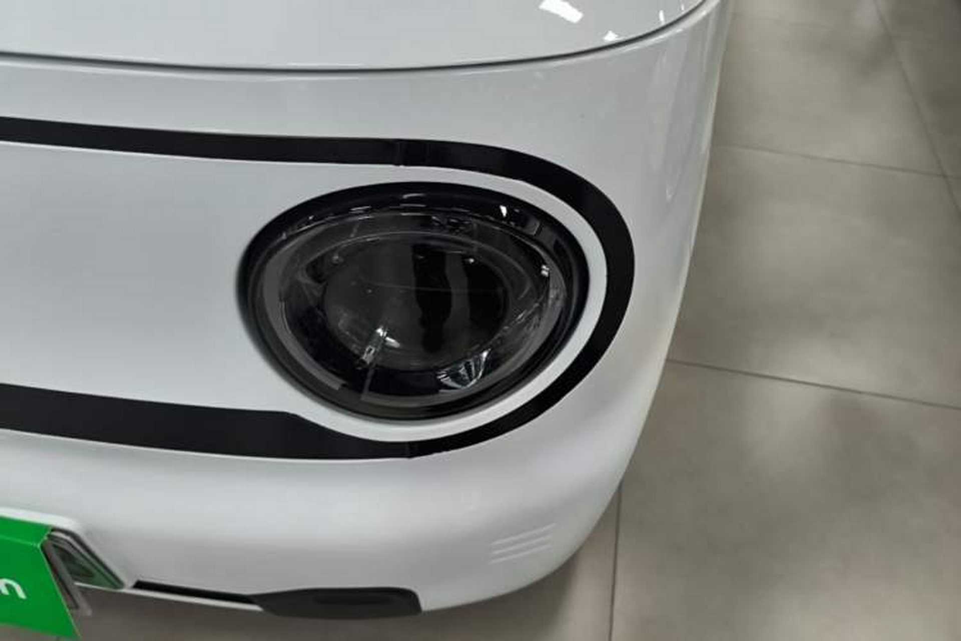 Used Geely Galaxy Panda 2024 Panda Mini 200km Endurance Bear Left Front Headlight
