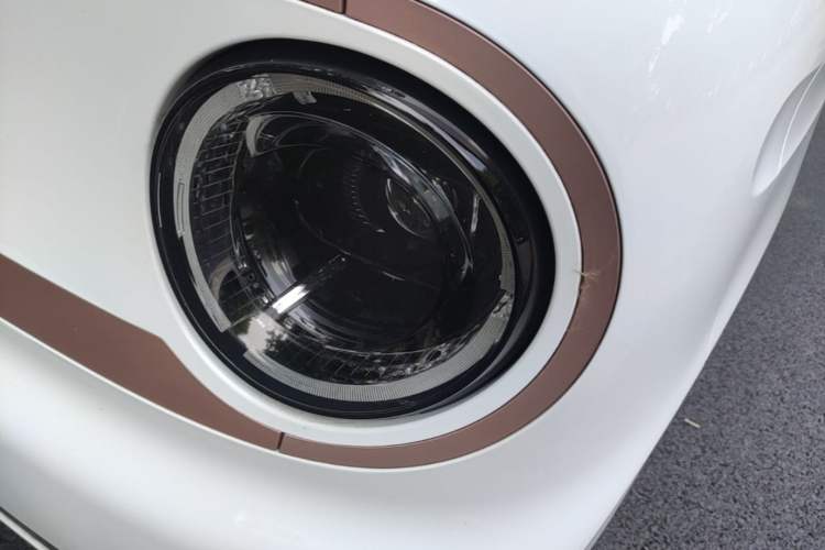Used Geely Galaxy Panda 2024 Panda Mini 200km Endurance Bear Left Front Headlight
