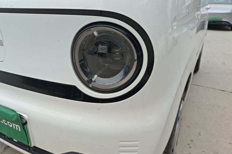 Used Geely Galaxy Panda 2024 Panda Mini 200km Endurance Bear Left Front Headlight