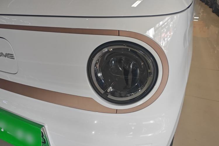 Used Geely Galaxy Panda 2024 Facelifted Panda Mini 200km Dragon Edition Left Front Headlight