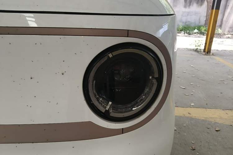 Used Geely Galaxy Panda 2024 Panda Mini 200km Endurance Bear Left Front Headlight