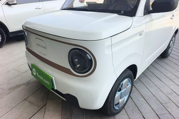 Used Geely Galaxy Panda 2024 Panda Mini 200km Endurance Bear Left Front Headlight