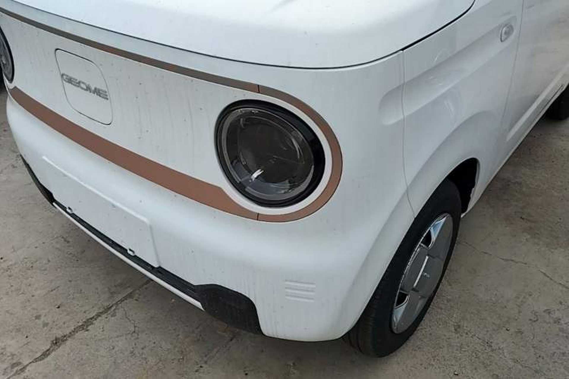 Used Geely Galaxy Panda 2024 Panda Mini 200km Endurance Bear Left Front Headlight