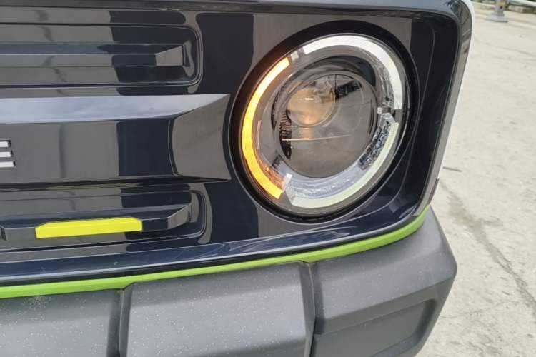 Used Geely Galaxy Panda 2024 200km Panda Kart Left Front Headlight