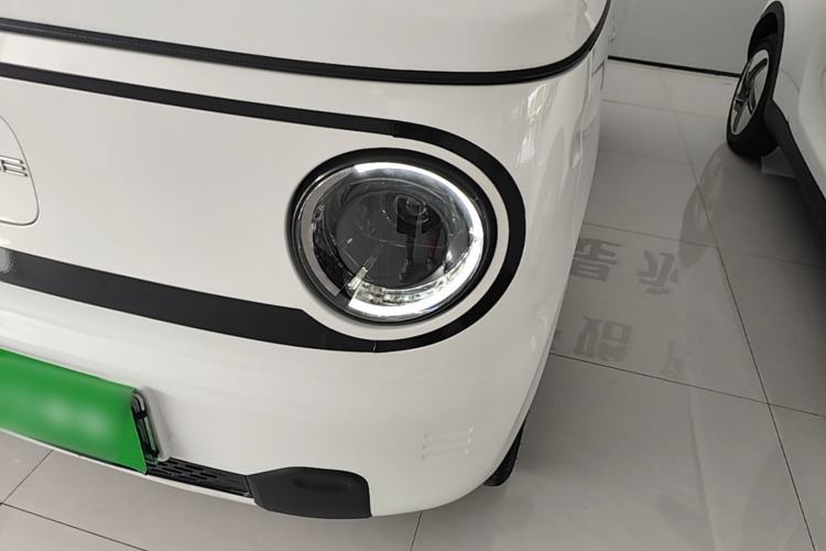 Used Geely Galaxy Panda 2024 Panda Mini 200km Endurance Bear Left Front Headlight