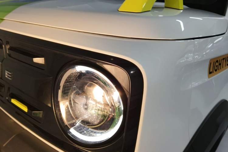 Used Geely Galaxy Panda 2024 200km Panda Rider Left Front Headlight