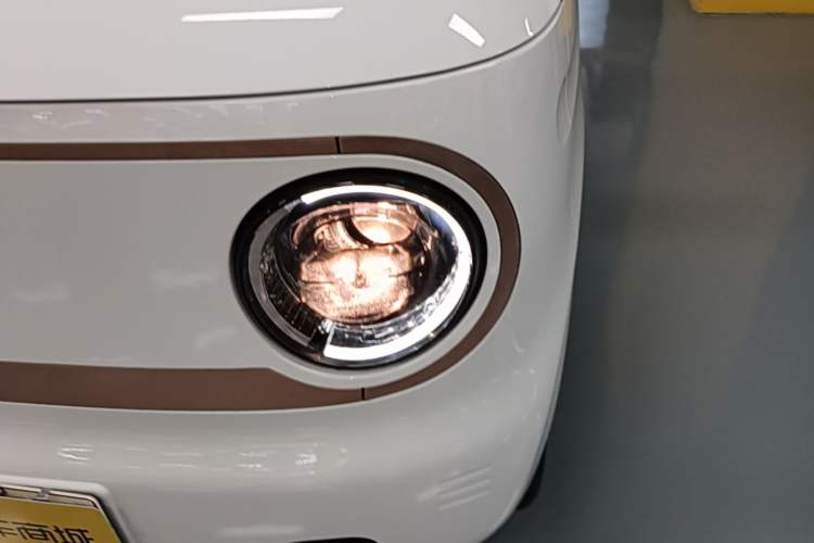 Used Geely Galaxy Panda 2024 Panda Mini 200km Longteng PRO Edition Left Front Headlight