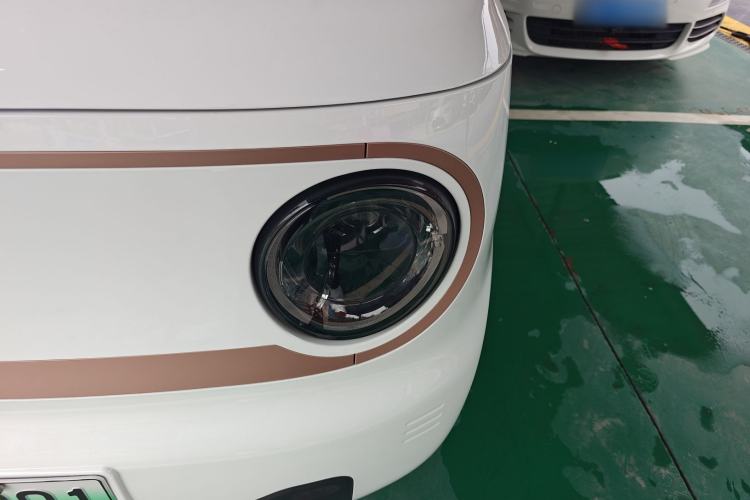 Used Geely Galaxy Panda 2024 Panda Mini 200km Endurance Bear Left Front Headlight