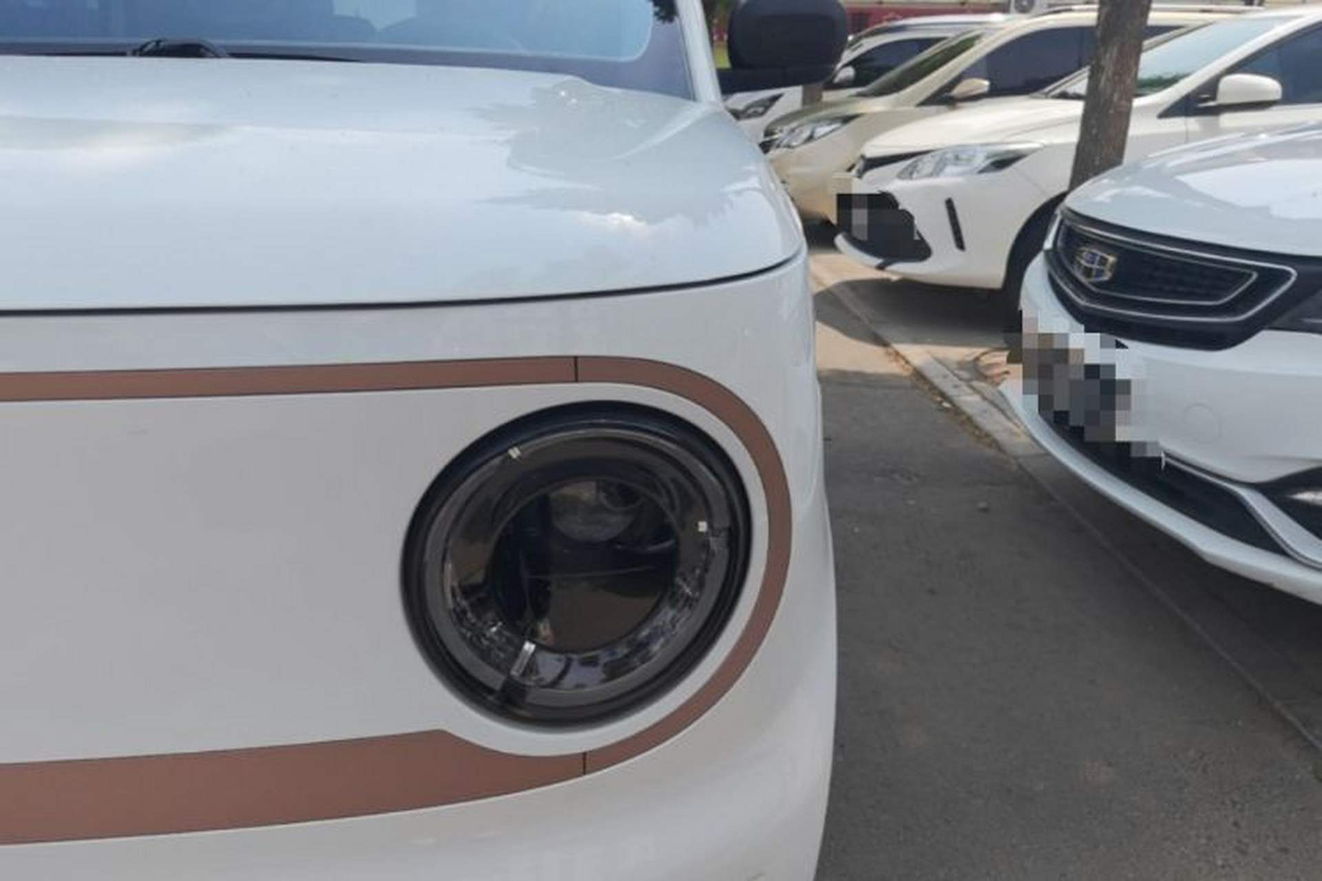 Used Geely Galaxy Panda 2024 Panda Mini 200km Dragon Edition Left Front Headlight