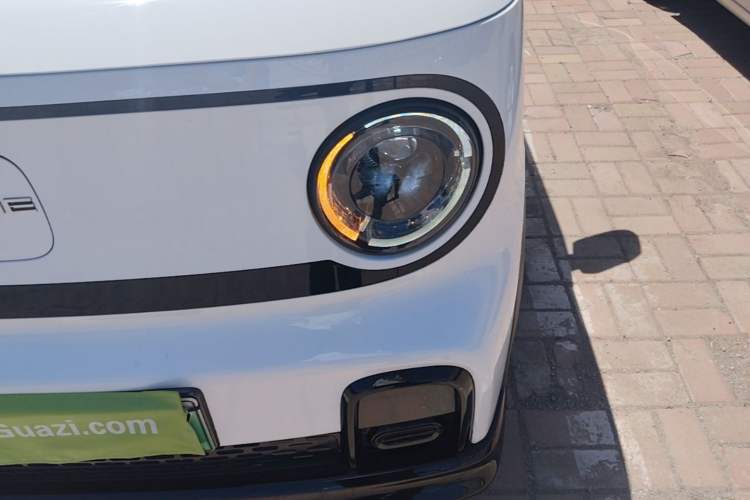 Used Geely Galaxy Panda 2024 200km Panda Kart Left Front Headlight
