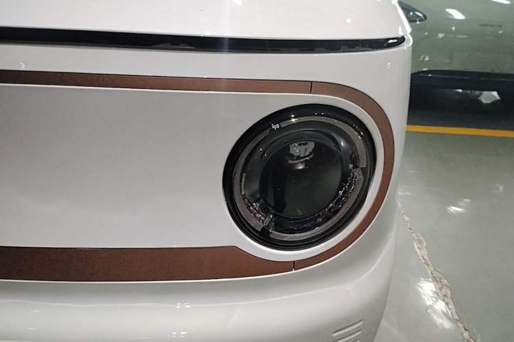 Used Geely Galaxy Panda 2024 Panda Mini 200km Longteng PRO Edition Left Front Headlight