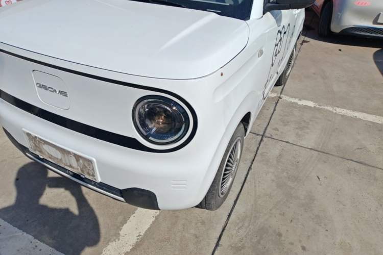 Used Geely Galaxy Panda 2024 Panda Mini 200km Endurance Bear Left Front Headlight