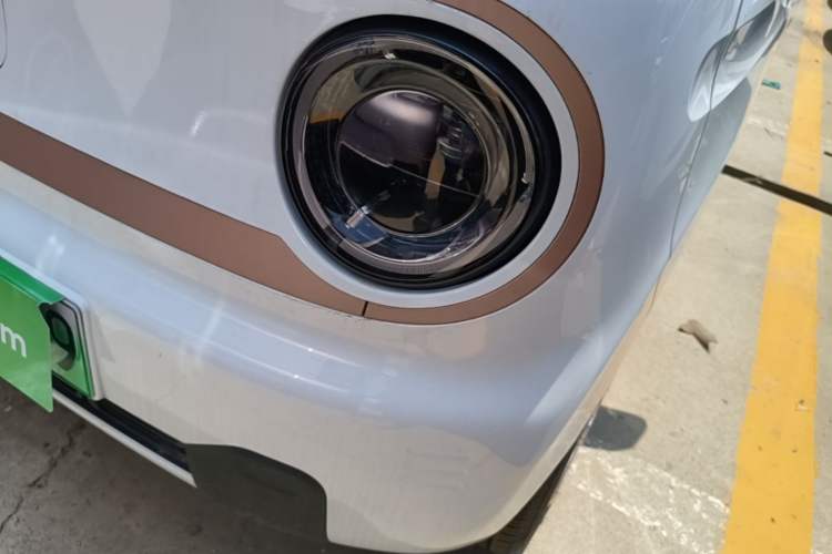 Used Geely Galaxy Panda 2024 Panda Mini 200km Endurance Bear Left Front Headlight