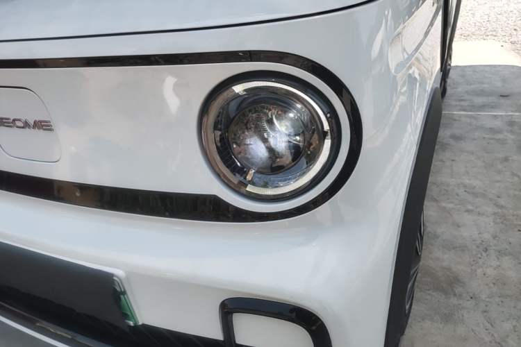 Used Geely Galaxy Panda 2024 200km Panda Kart Left Front Headlight