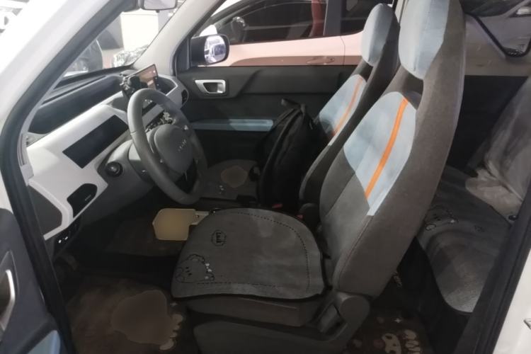 Used Geely Galaxy Panda 2024 Panda Mini 200km Endurance Bear Left Front Seat