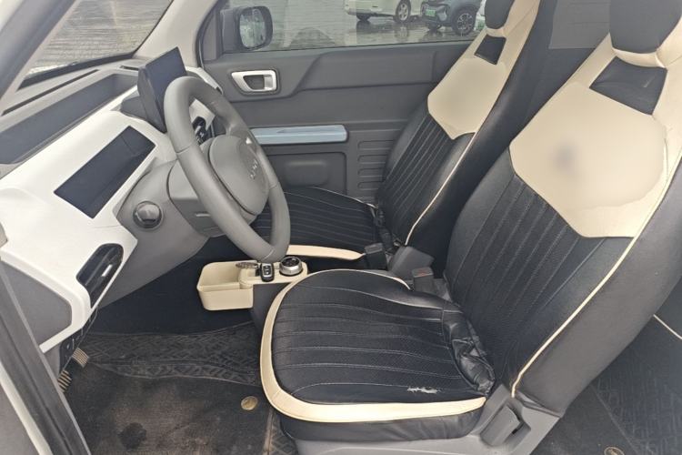 Used Geely Galaxy Panda 2024 Panda Mini 200km Endurance Bear Left Front Seat