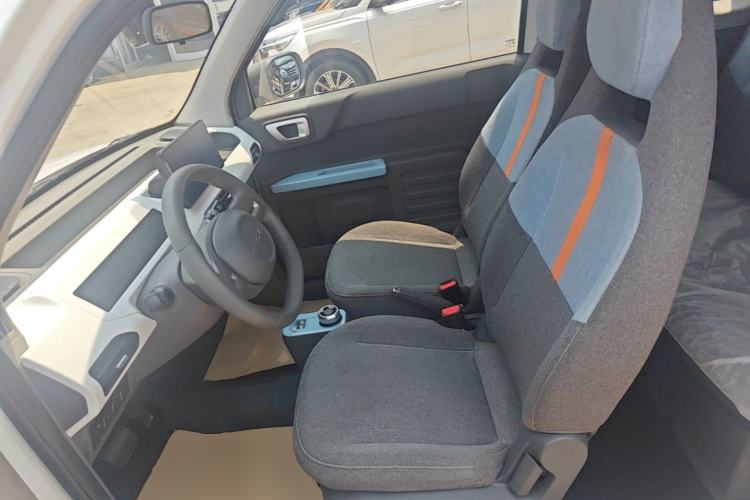 Used Geely Galaxy Panda 2024 Panda Mini 200km Endurance Bear Left Front Seat