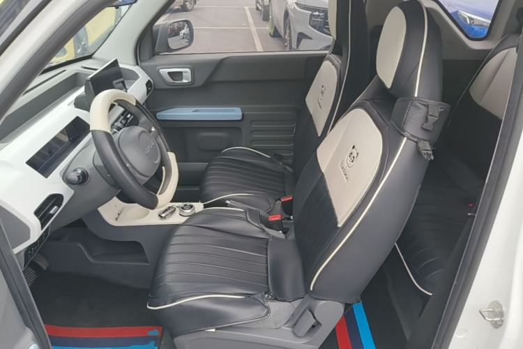 Used Geely Galaxy Panda 2024 Panda Mini 200km Endurance Bear Left Front Seat