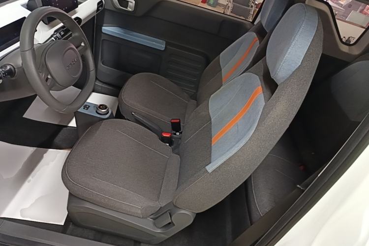 Used Geely Galaxy Panda 2024 Panda Mini 200km Endurance Bear Left Front Seat