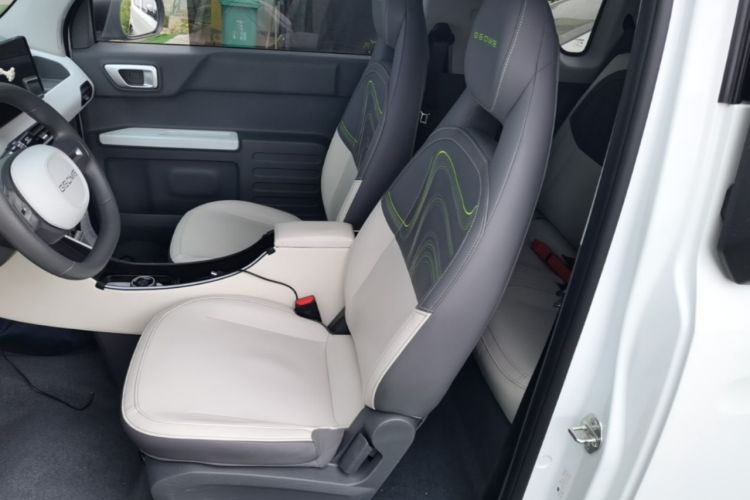 Used Geely Galaxy Panda 2024 200km Panda Rider Left Front Seat