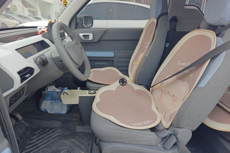 Used Geely Galaxy Panda 2024 Panda Mini 200km Endurance Bear Left Front Seat