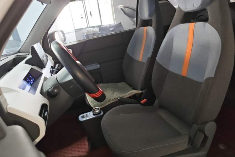 Used Geely Galaxy Panda 2024 Panda Mini 200km Endurance Bear Left Front Seat