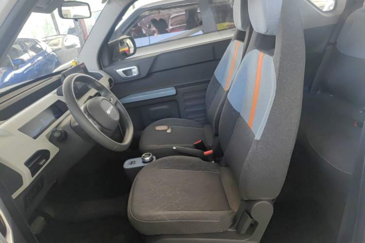 Used Geely Galaxy Panda 2024 Panda Mini 200km Endurance Bear Left Front Seat