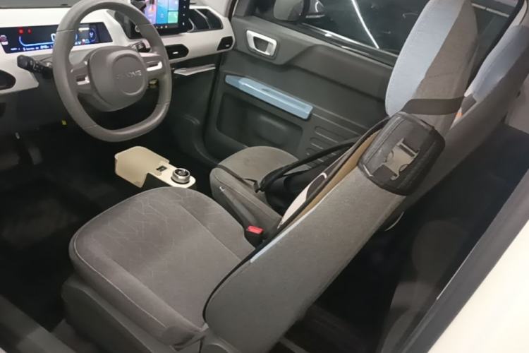 Used Geely Galaxy Panda 2024 Facelifted Panda Mini 200km Dragon Edition Left Front Seat