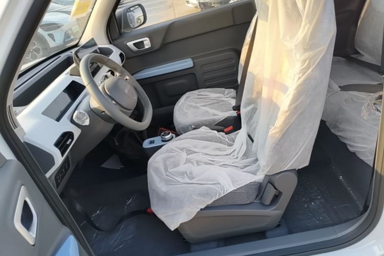 Used Geely Galaxy Panda 2024 Panda Mini 200km Endurance Bear Left Front Seat